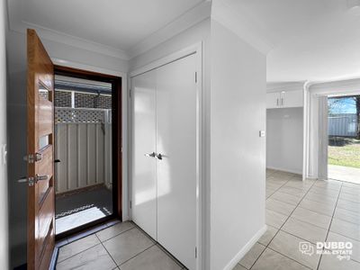 55a Champagne Drive, Dubbo