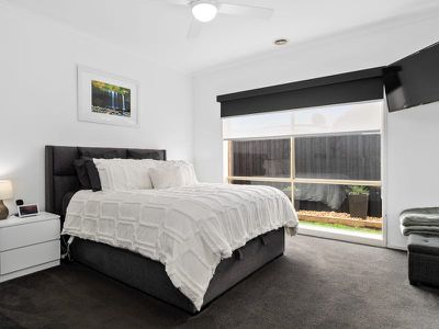 4 Palagia Court, Somerville