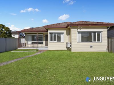 32 Torrens Street, Canley Heights