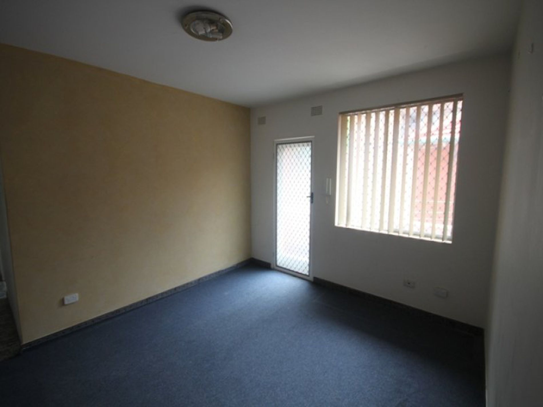 10 Fairmount, Lakemba