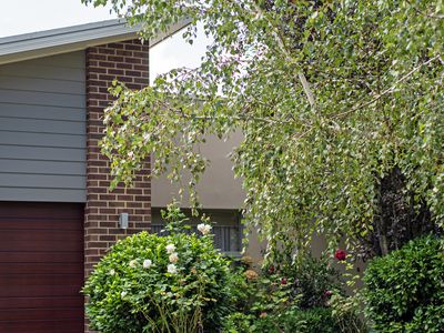 1 / 42 Ross Street, Sale