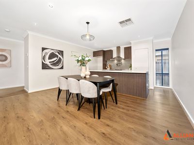 5 Statham View, Cranbourne West