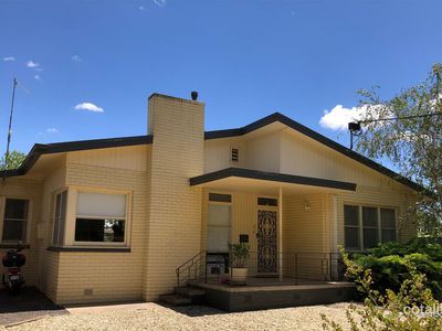 16 Maud Street, Benalla