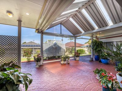 7 Tomaree Crescent, Woongarrah