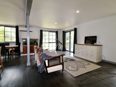 20 East West Hall Lane, Seymour