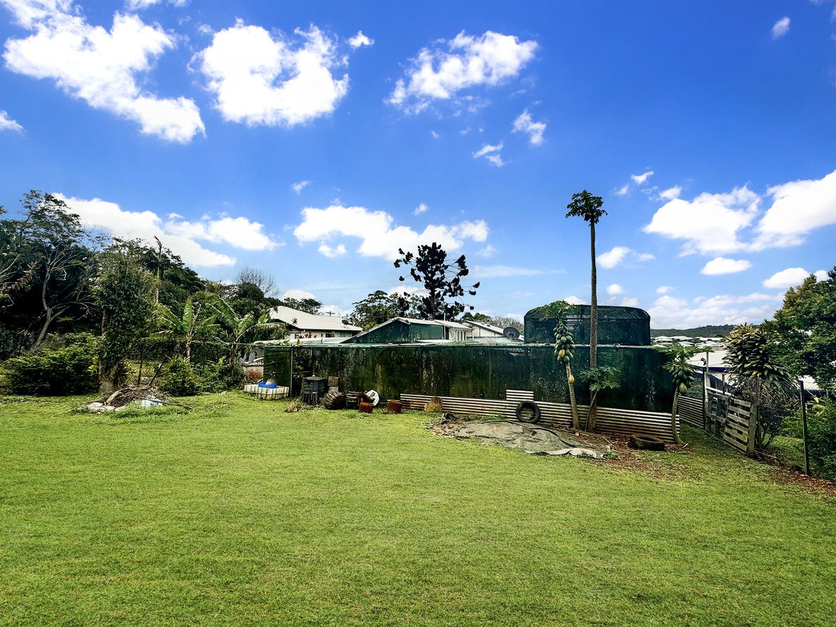 14 Roseblade Street, Yungaburra