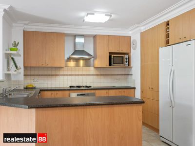 28 / 5 Delhi Street, West Perth