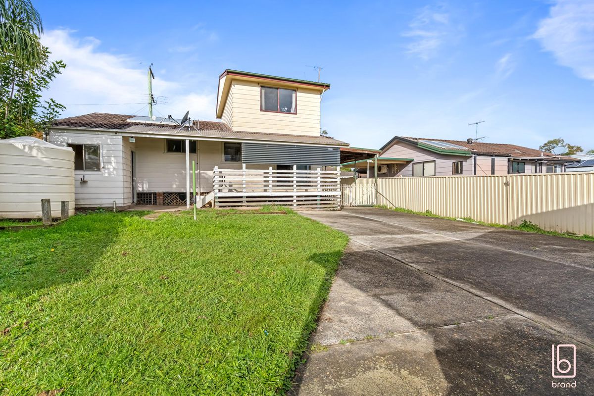58 McKellar Boulevard, Blue Haven