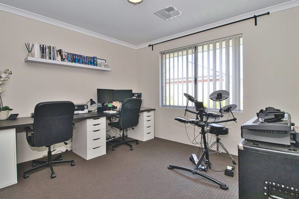 146 Clyde Avenue , Baldivis