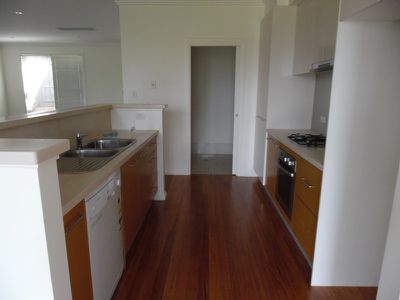 104 Governors Way, Macquarie Links