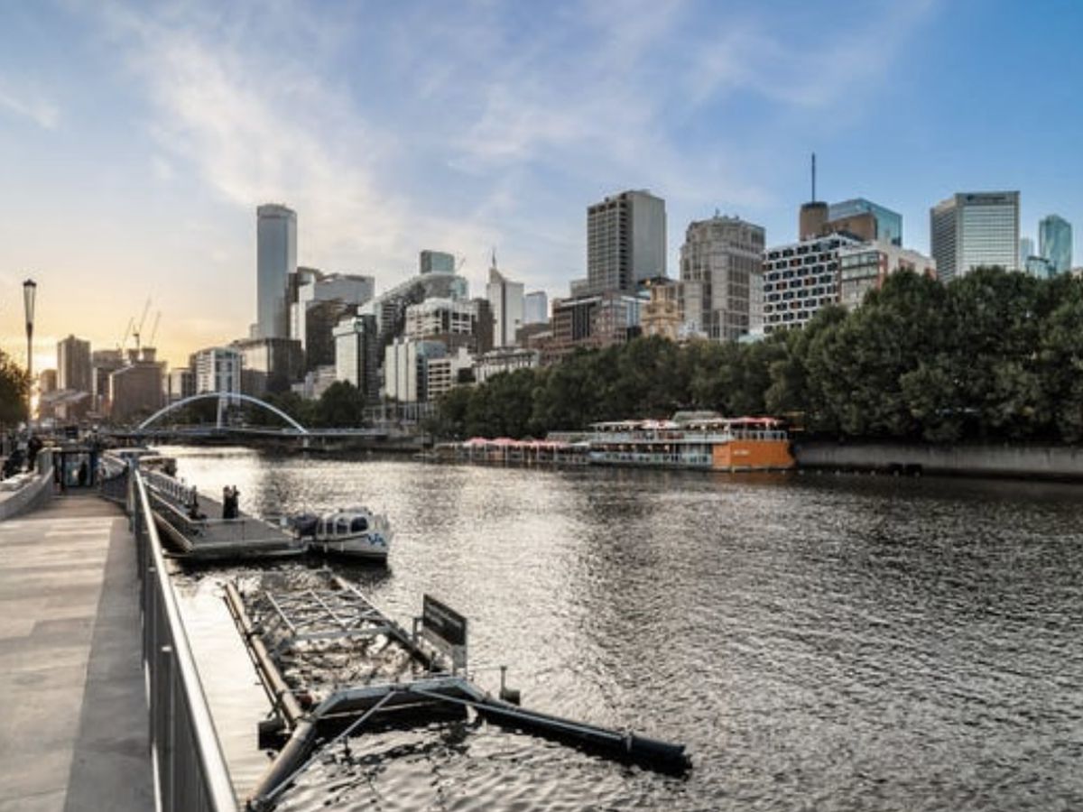 2406 / 57-61 City Road, Southbank