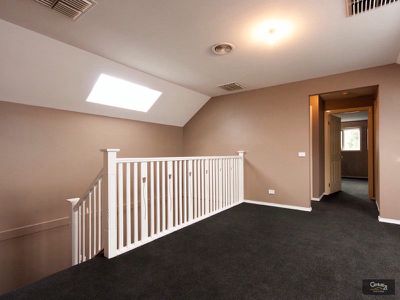 9 Parslow Crescent, Lynbrook