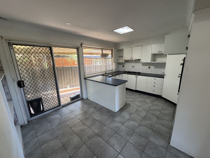 1 Harvey Avenue, Moorebank