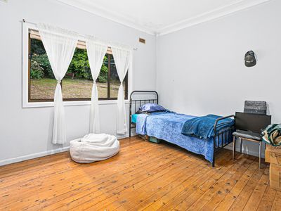 372 Northcliffe Drive, Lake Heights
