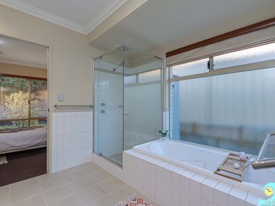 28 Foreshore Vista, Yanchep