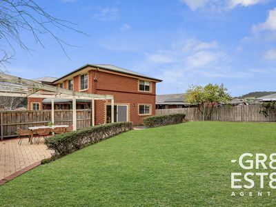 27 London Crescent, Narre Warren
