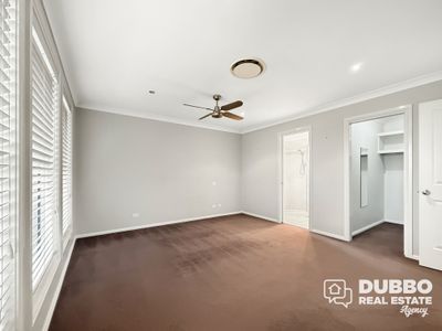 10 Holmwood Drive, Dubbo