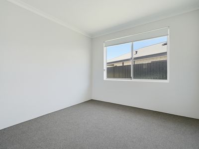 27 Danbulla Avenue, Bushmead