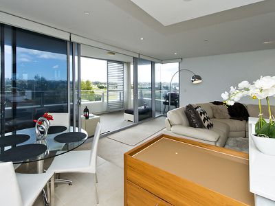305 / 30 The Circus, Burswood