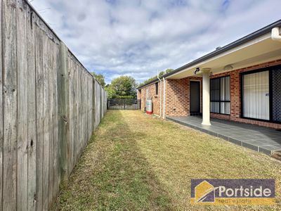 17 Broughton  Cct, Tanilba Bay