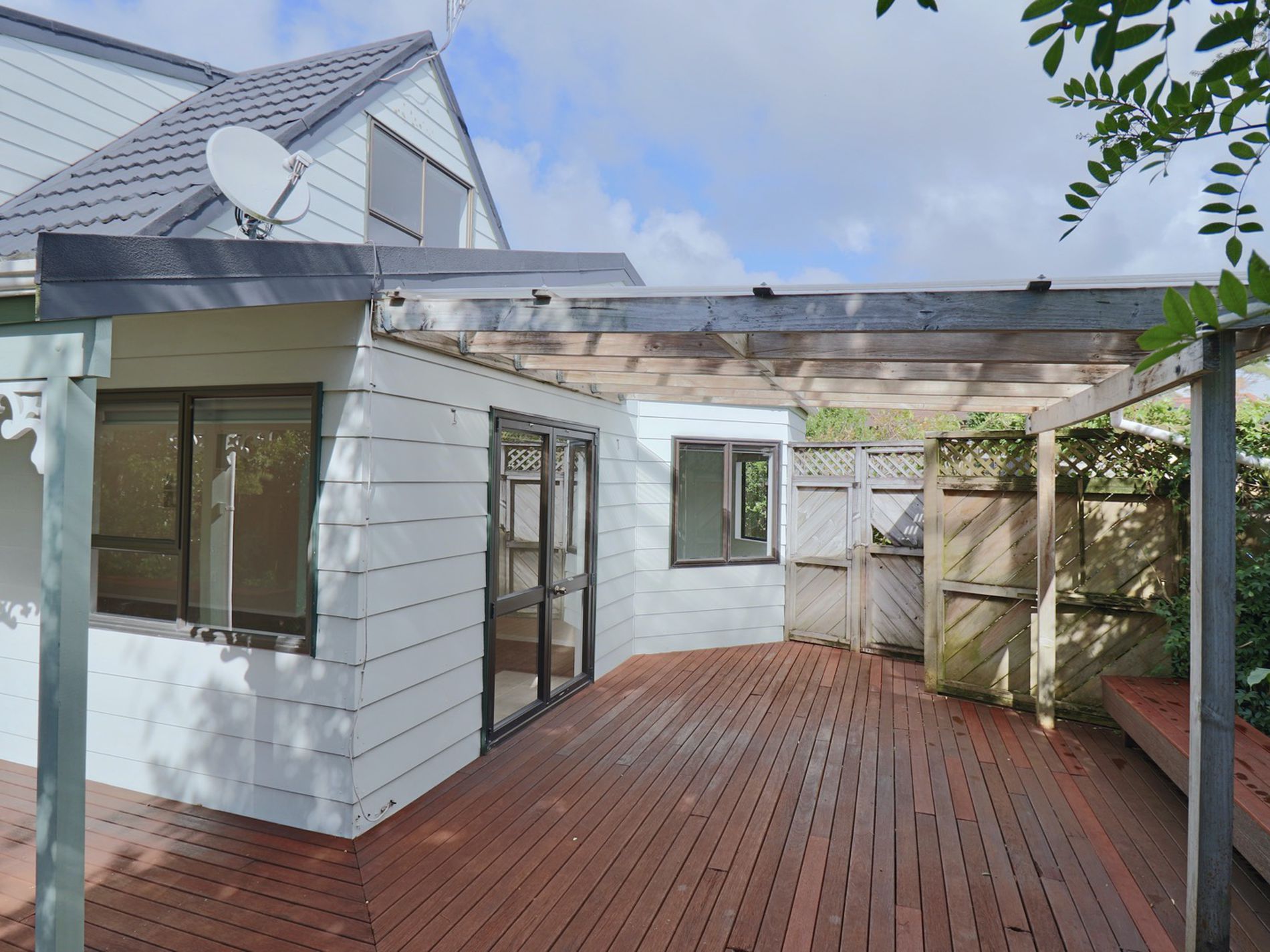 1 / 5 Rosca lane, Sunnyhills