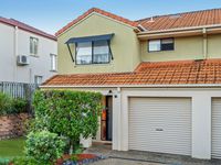 3 / 74 Universal Street, Pacific Pines