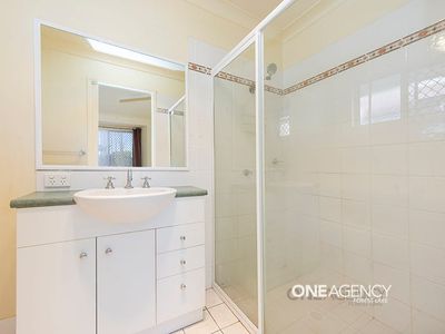 7 Leonie Place, Doolandella