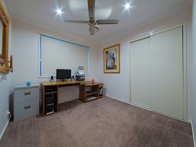 30 Higgs Circuit, Wynnum West
