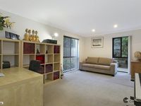 87 / 316 Long Street East, Graceville