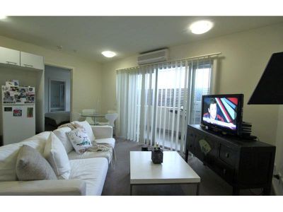 12 / 442 High Street, Northcote