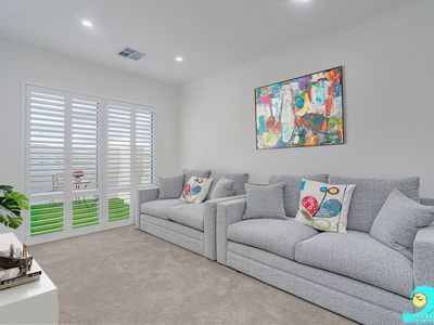 5 Chrysler Approach, Yanchep