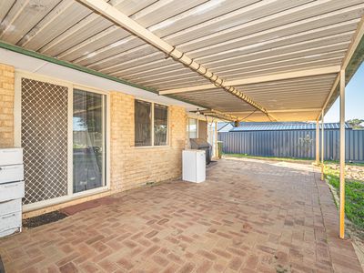 11 Brougham Crescent, Orelia
