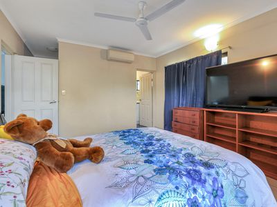 1 / 23 Mannikan Court, Bakewell