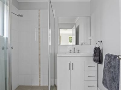 20 & 20a Bolwarra Avenue, Ulladulla