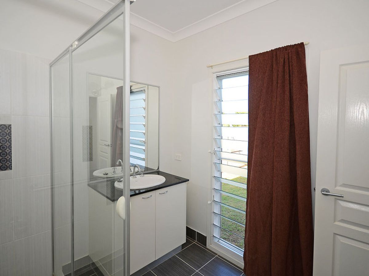 8 HELM STREET, Toogoom