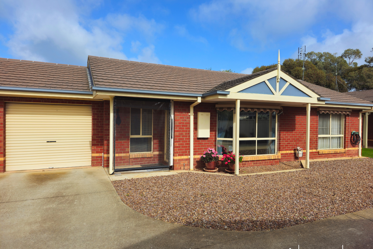 2 / 9 Nihill Street, Tongala