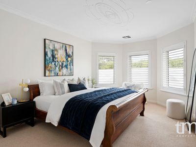 1 Grove End Ridge, Mount Claremont