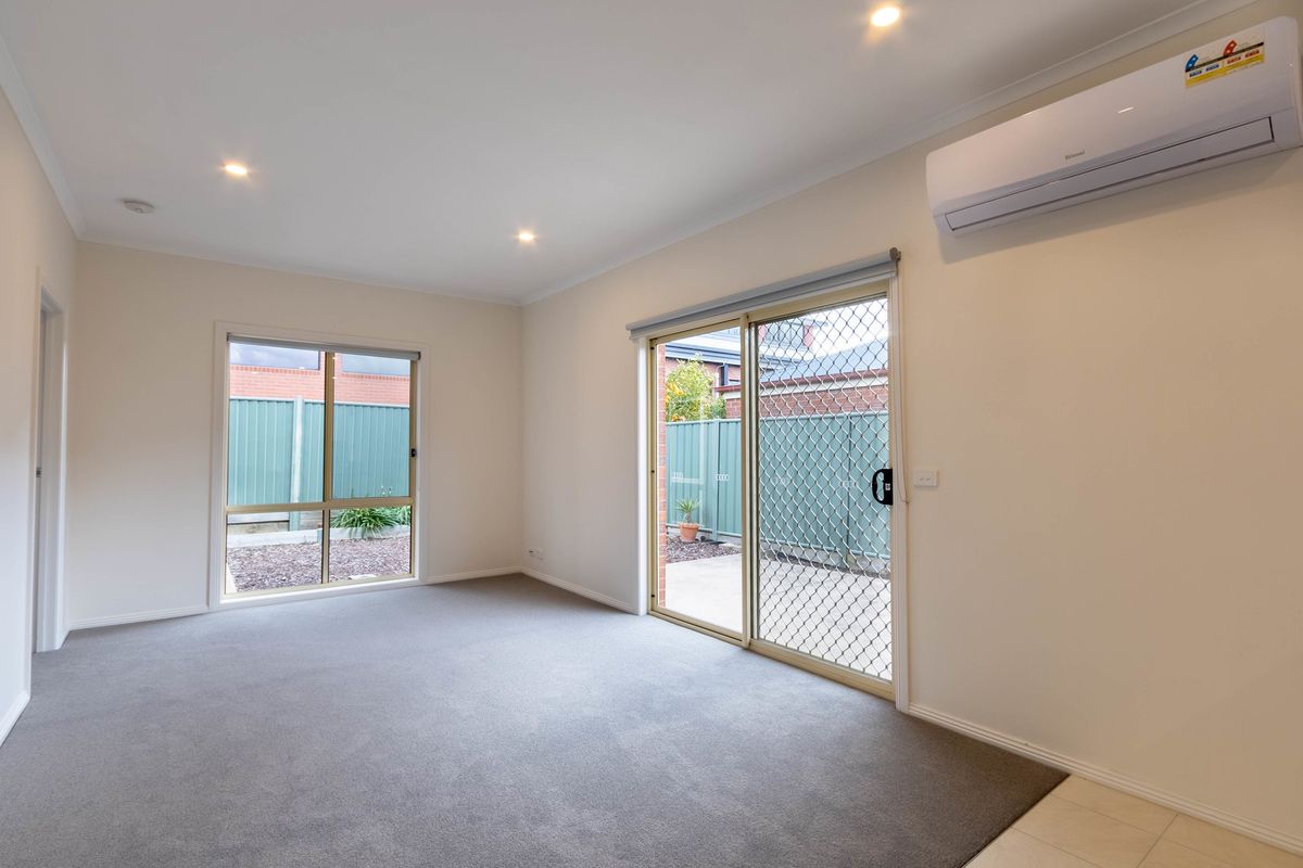 2 / 35 Malcolm Street, Mansfield
