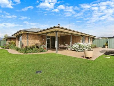 5 Inwood Cres, Wodonga