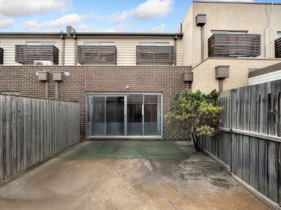 14 / 78 Rippleside Terrace, Tarneit