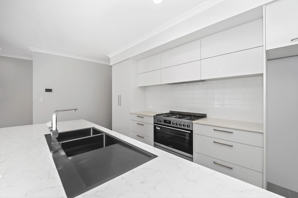 7 ELATION GROVE, Baldivis