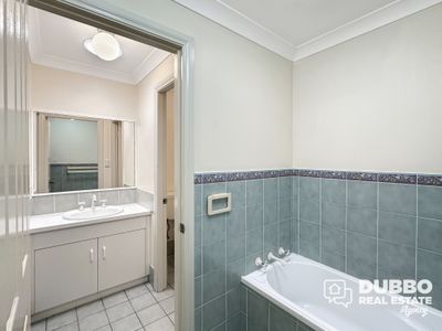 5 / 13 Boundary Road, Dubbo