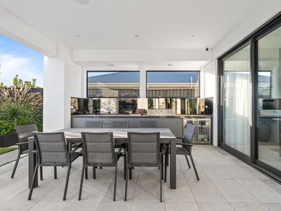 6 Bathers way, Morisset Park