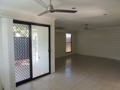 1 / 6 Chifley Court, Moranbah