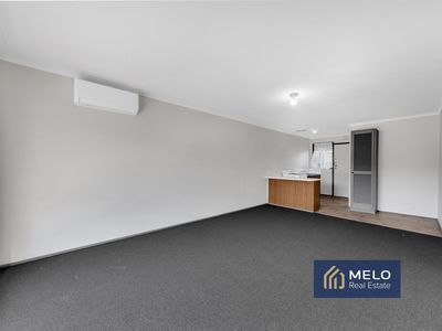 1 / 28 Minogue Crescent, Hoppers Crossing