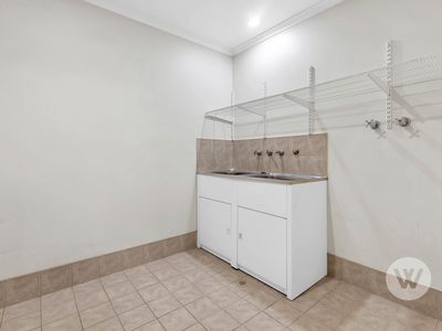 6 Timothy Court, Mitchell Park