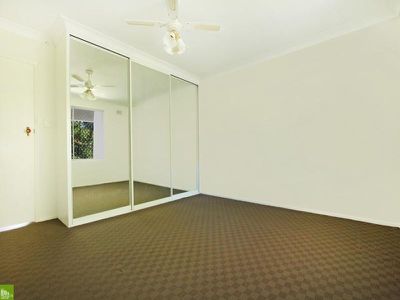 6 / 10 Peterborough Avenue, Lake Illawarra