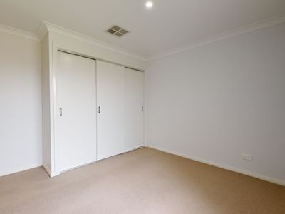 2 Abelia Court, Dubbo