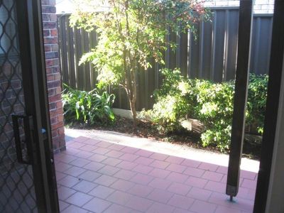 2 / 16 Cross Street, Corrimal