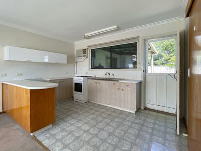 1 / 4 Tobruk Street, Swan Hill